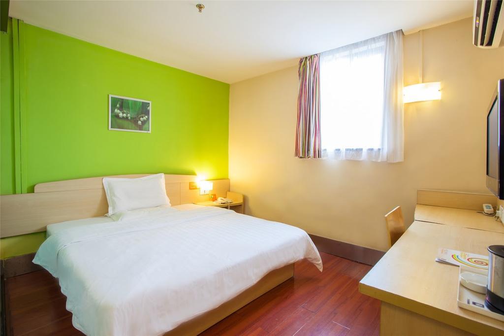 7Days Inn Jiangmen Peng Jiang Qiao North Exterior foto